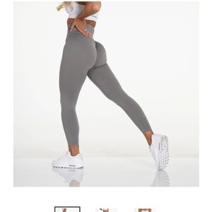 NVGTN solid seamless leggings size small